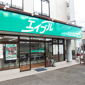 庭瀬駅前店の店舗外観