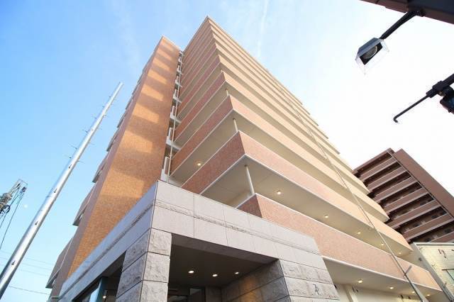 Friend Court 岡山医大東