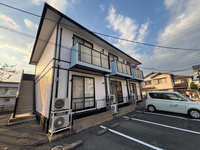 フォレスト庭瀬 B棟