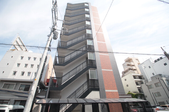 Le cube駅前町