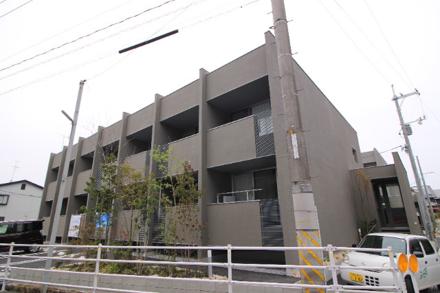 クレル西川原 S棟